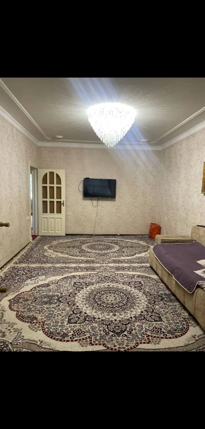 Продаётся 4-комнатная квартира, 83 м², 1/9 этаж — Шайхантахурский район