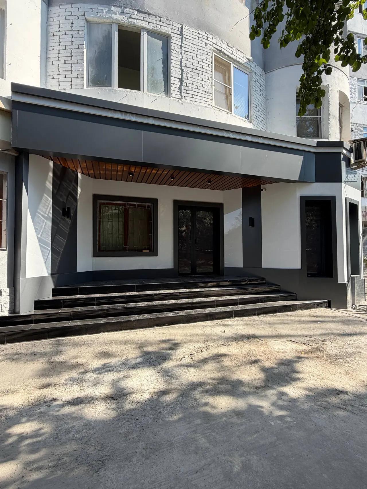 Сотилади тижорат биноси, 51 м² — Юнусобод тумани