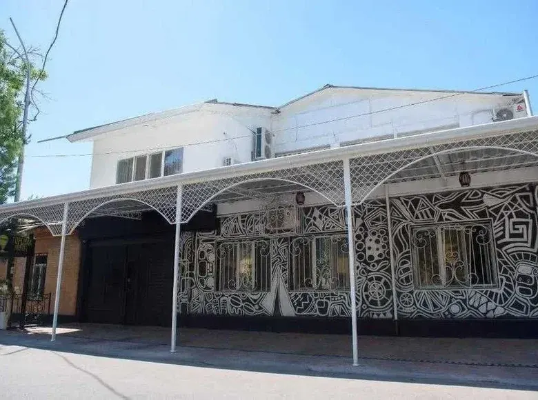 Сотилади тижорат биноси, 400 м², 1/2 қават — Миробод тумани