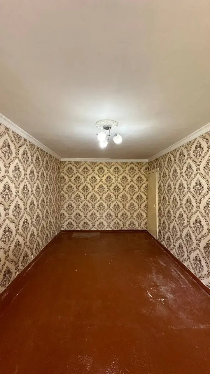 Продаётся 1-комнатная квартира, 41 м², 2/5 этаж — Алмазарский район