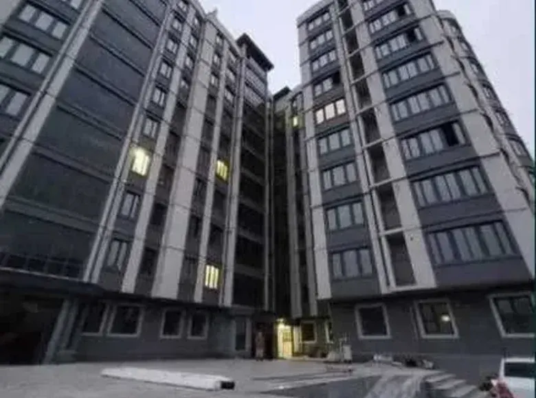 Сотилади 1 хонали квартира, 30 м², 1/10 қават — Мирзо Улуғбек тумани
