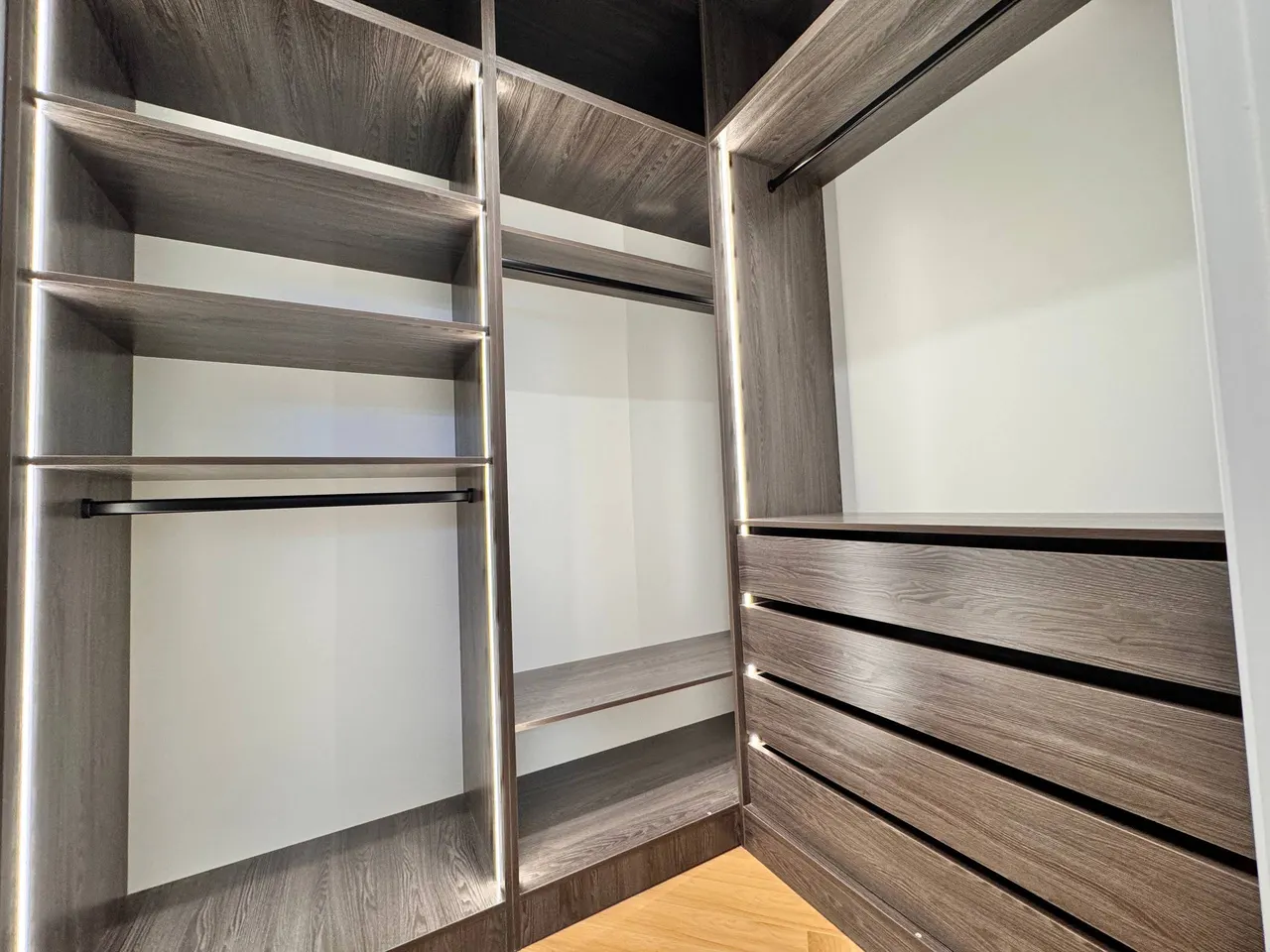 Сотилади 4 хонали квартира, 105 м², 9/10 қават — Яшнобод тумани