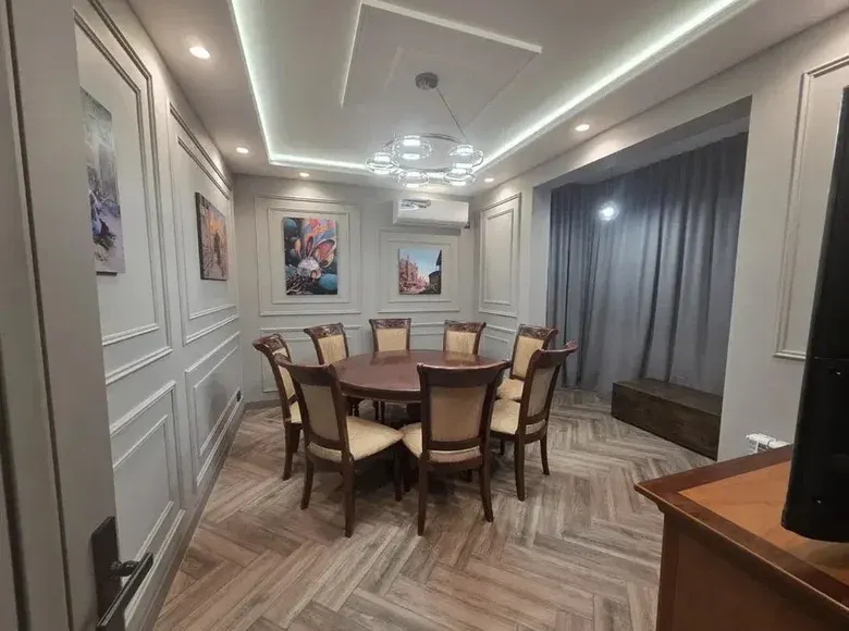 Продаётся 2-комнатная квартира, 60 м², 10/11 этаж — Юнусабадский район