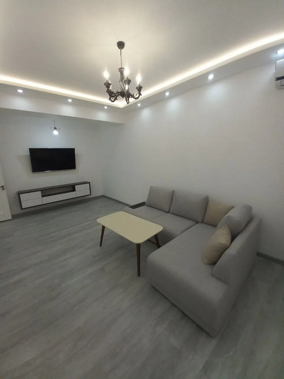 Ижарага берилади 2 хонали квартира, 90 м², 8/9 қават — Мирзо Улуғбек тумани