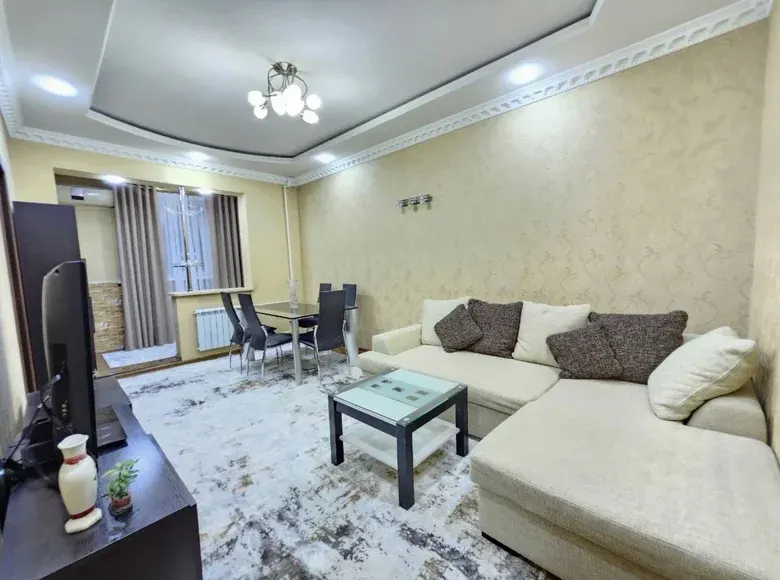 Sotiladi 3 xonali kvartira, 70 m², 3/4 qavat — Chilonzor tumani