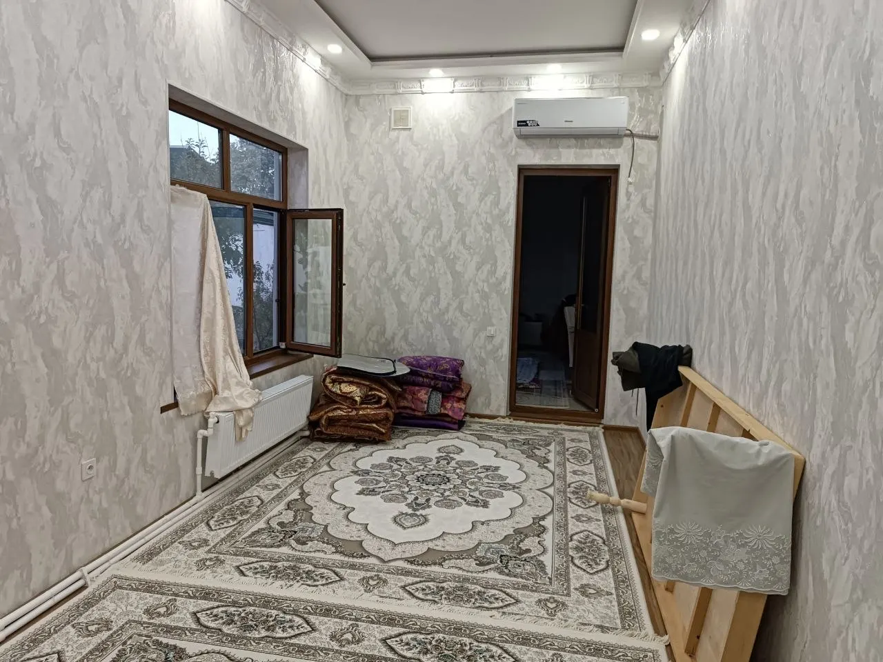 Сотилади ҳовли уй, 4.5 сотих — Янгиҳаёт тумани