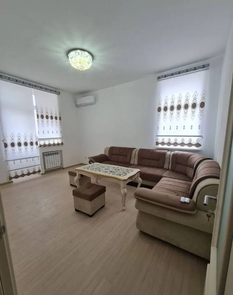 Сдаётся 2-комнатная квартира, 55 м², 5/9 этаж — Яккасарайский район
