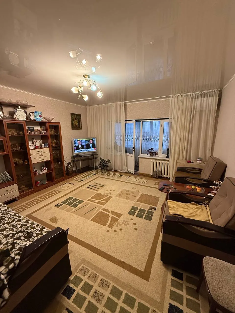 Сотилади 3 хонали квартира, 75 м², 9/9 қават — Миробод тумани