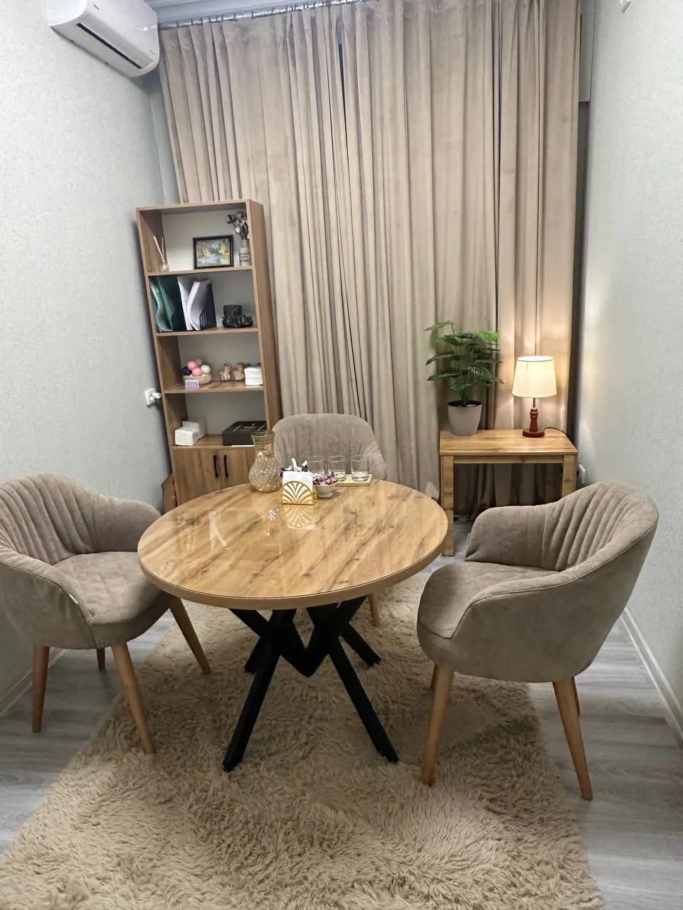 Продаётся офис, 68 м², 1/4 этаж — Мирзо-Улугбекский район