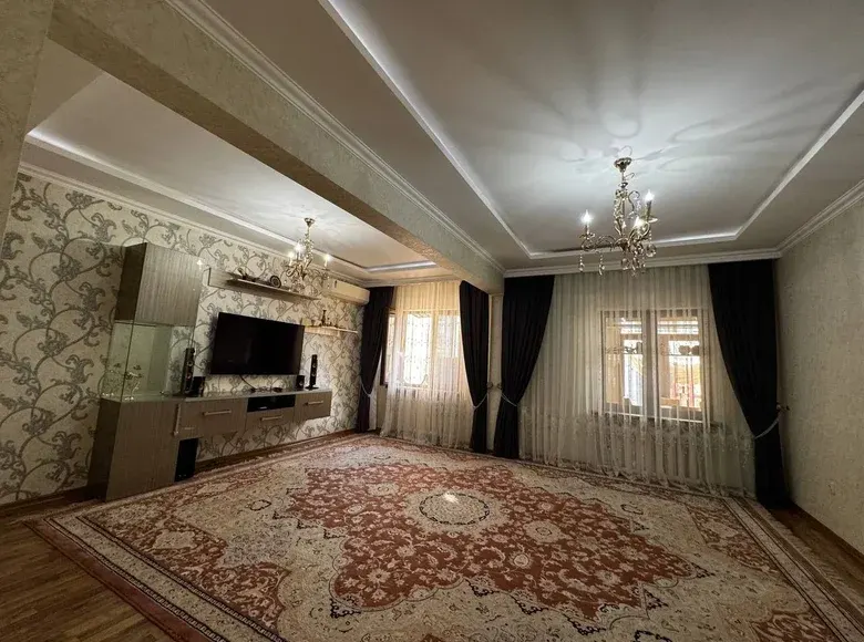 Сотилади 4 хонали квартира, 113 м², 5/5 қават — Юнусобод тумани