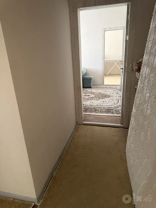 Сдаётся 3-комнатная квартира, 80 м², 1/4 этаж — Бухара