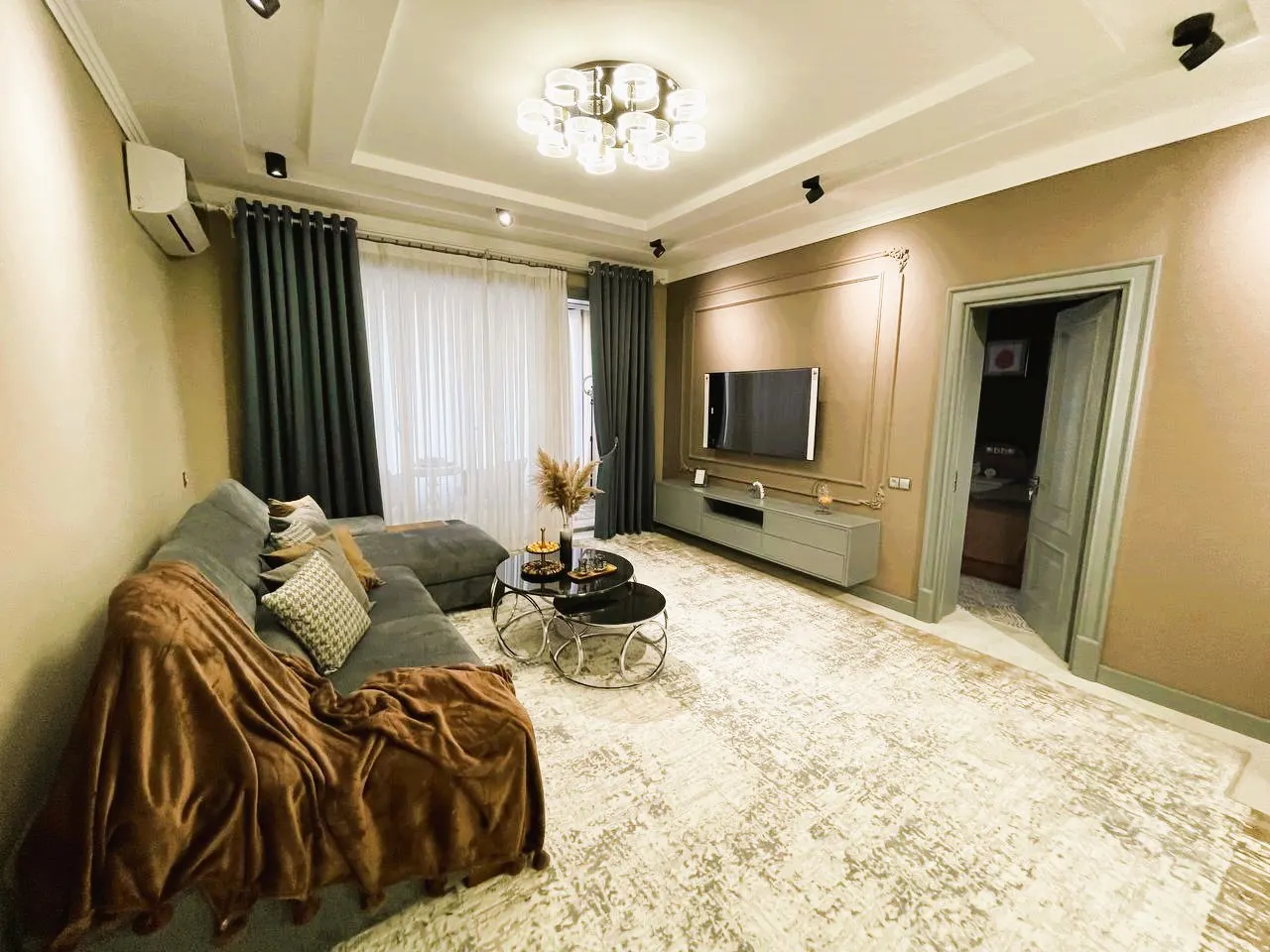 Сдаётся 3-комнатная квартира, 120 м², 3/10 этаж — Юнусабадский район