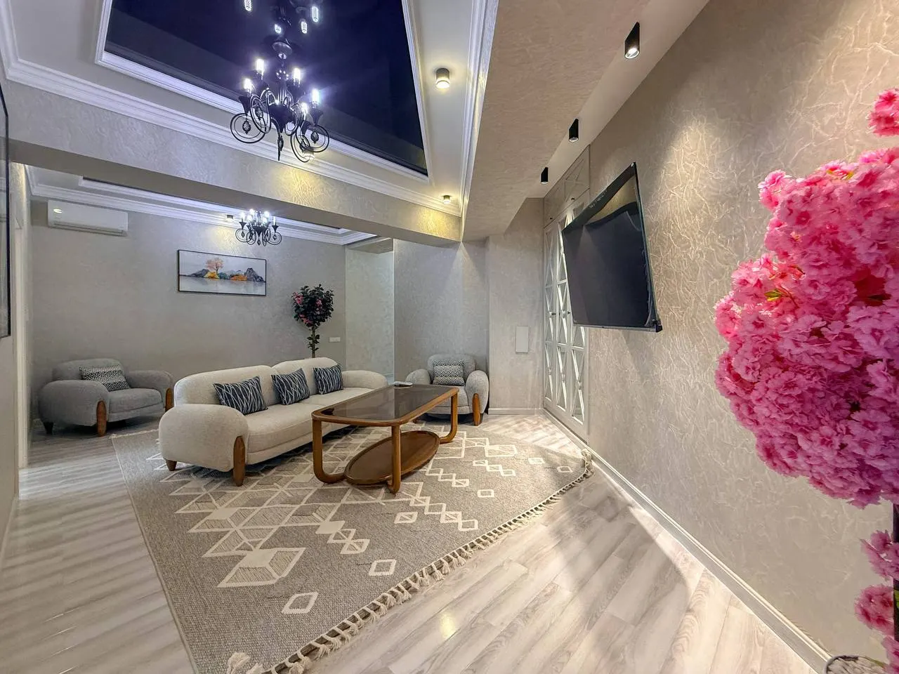 Sotiladi 3 xonali kvartira, 83 m², 9/9 qavat — Mirzo Ulugʻbek tumani
