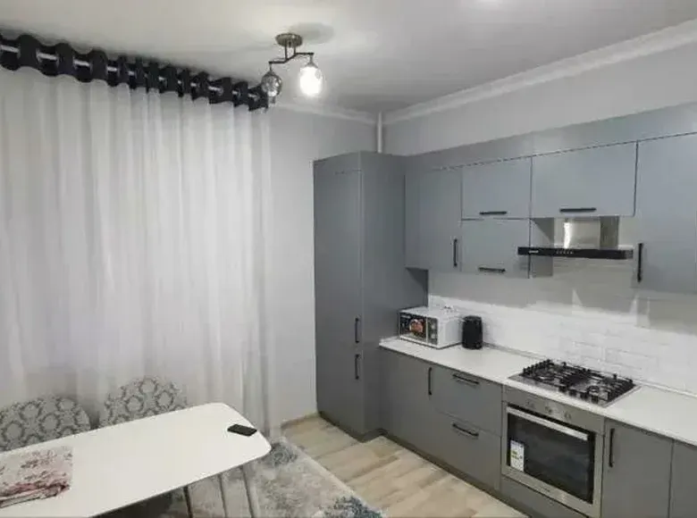 Сдаётся 1-комнатная квартира, 55 м², 2/9 этаж — Яшнабадский район