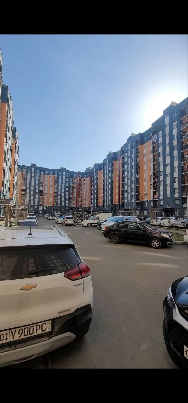 Сотилади 3 хонали квартира, 75 м², 1/17 қават — Бектемир тумани