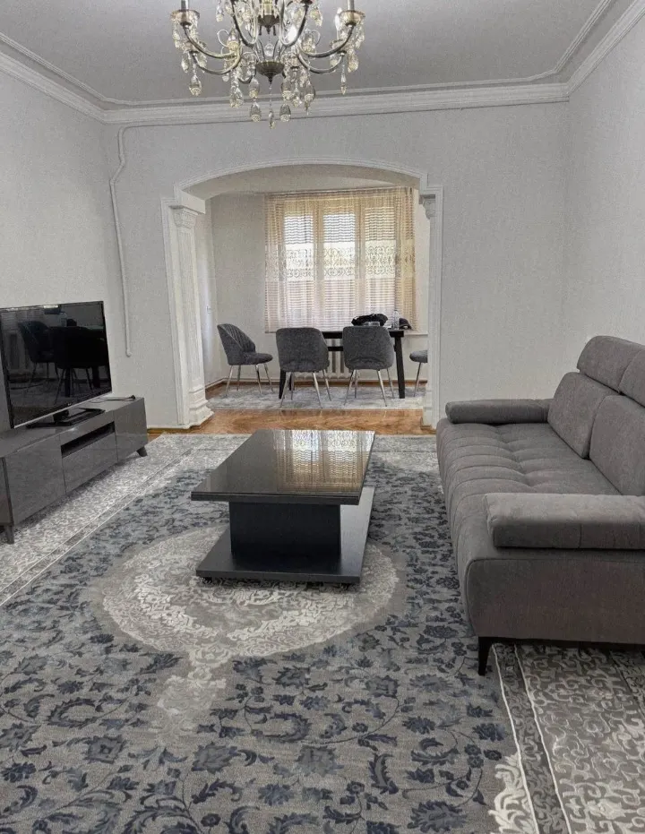 Сдаётся 3-комнатная квартира, 76 м², 4/4 этаж — Чиланзарский район